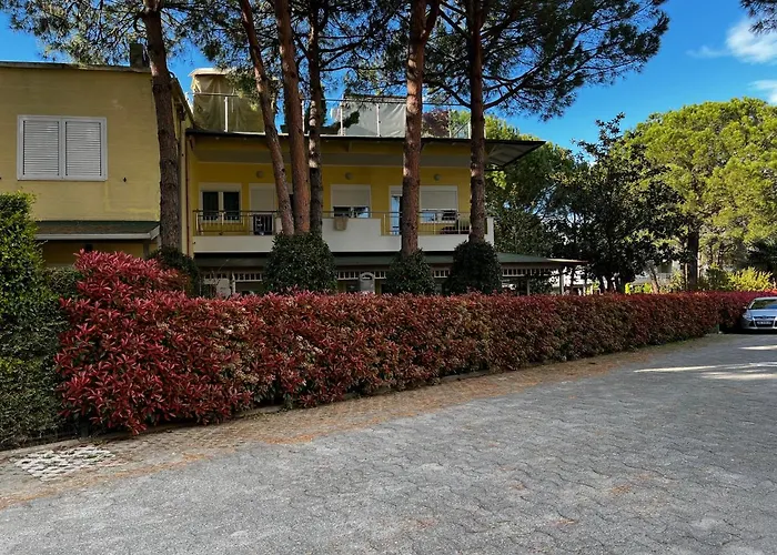 Villa Shera